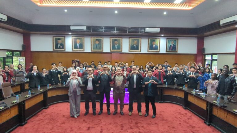 Lebarkan Sayap Internasional, UMM dan Universiti Malaysia Sabah Selenggarakan ICAS